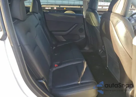 2020 Tesla Model Y from USA, damaged, VIN 5YJYGDEE3LF029783